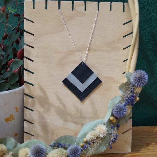 Collier – Image 3