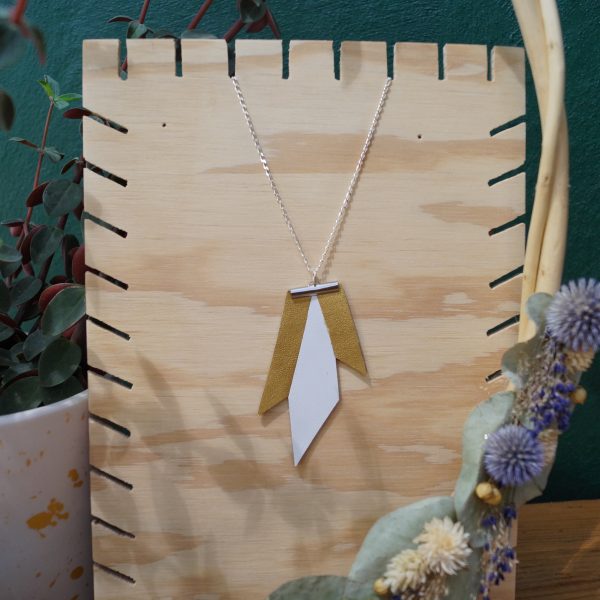 Collier – Image 3