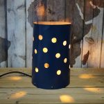 Lampe en cuir bleu